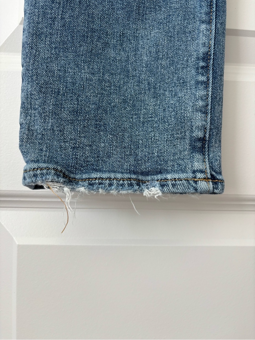 J.Crew Slim Boyfriend Jeans Size 25 Medium Blue Wash Distressed - Picture 4 of 10